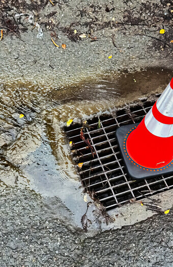 https://blockeddrainsdarch.com.au/uploads/2025/07/stormwater-drains-60987.jpg